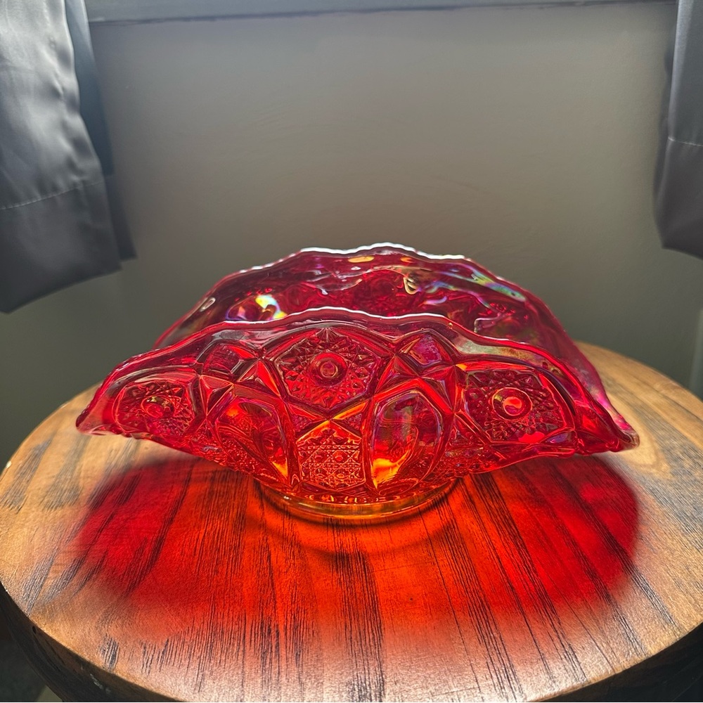 Vintage LE Smith Red Iridescent Carnival Glass Banana Boat Dish 10” x 4” x 5”